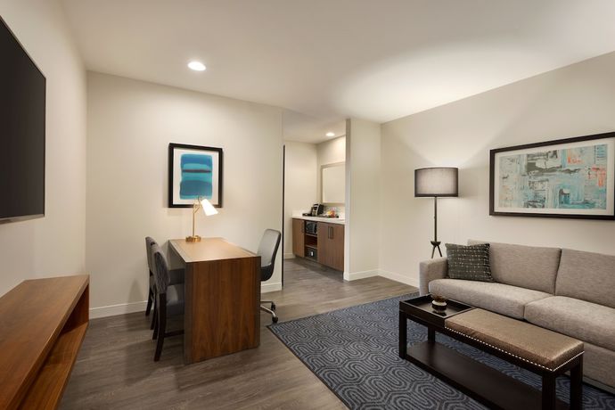 Imagen de la habitación del Hotel Embassy Suites By Hilton Amarillo Downtown. Foto 14