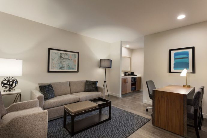 Imagen de la habitación del Hotel Embassy Suites By Hilton Amarillo Downtown. Foto 15