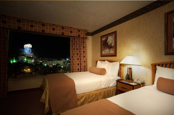 Imagen de los interiores del Hotel Embassy Suites By Hilton Anaheim South. Foto 11