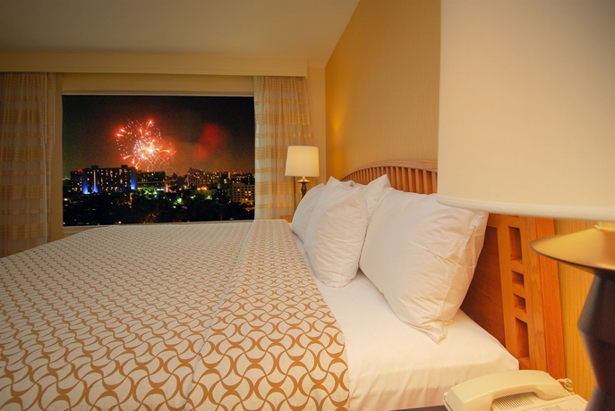 Imagen de la habitación del Hotel Embassy Suites By Hilton Anaheim South. Foto 8