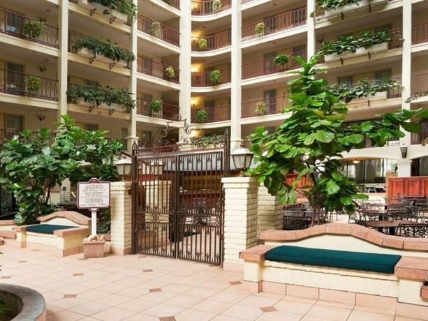 Imagen general del Hotel Embassy Suites By Hilton Arcadia Pasadena Area. Foto 10