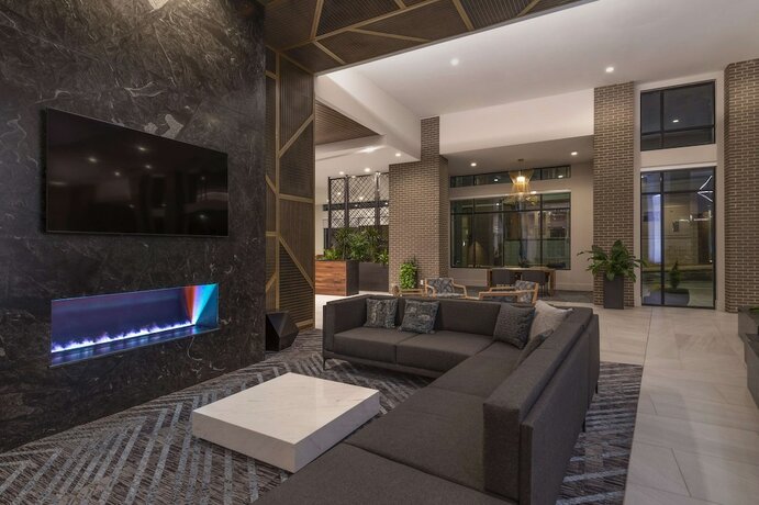Imagen general del Hotel Embassy Suites By Hilton Asheville Downtown. Foto 5