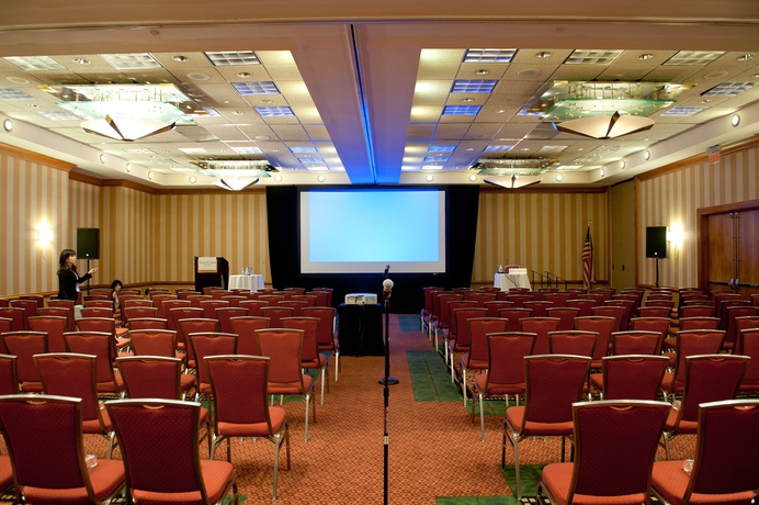 Imagen de los interiores del Hotel Embassy Suites By Hilton Atlanta At Centennial Olympic Park. Foto 9