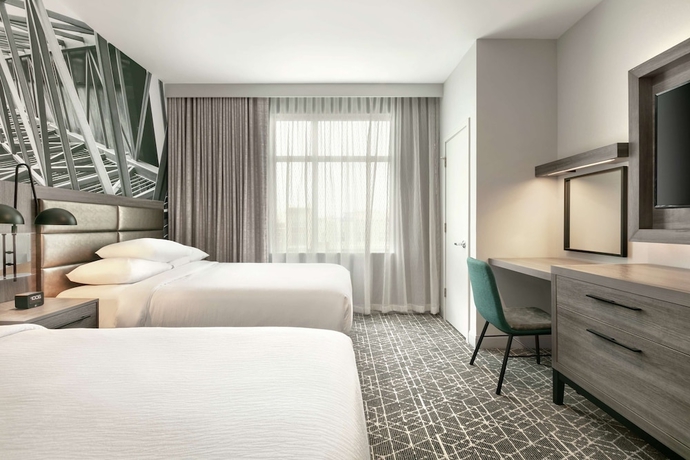 Imagen de la habitación del Hotel Embassy Suites By Hilton Atlanta Midtown. Foto 2