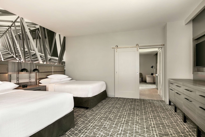 Imagen de la habitación del Hotel Embassy Suites By Hilton Atlanta Midtown. Foto 14