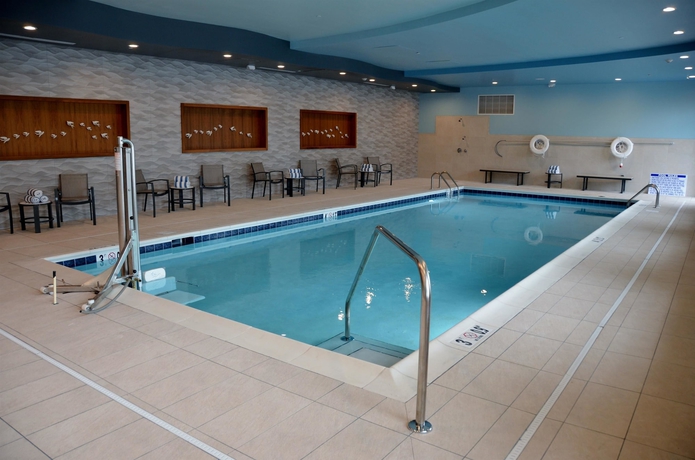 Imagen de la piscina del Hotel Embassy Suites By Hilton Atlanta Ne Gwinnett Sugar. Foto 19