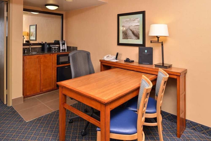 Imagen de la habitación del Hotel Embassy Suites By Hilton Austin Central. Foto 3