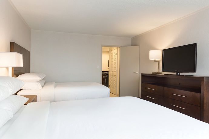 Imagen de la habitación del Hotel Embassy Suites By Hilton Baltimore At Bwi Airport. Foto 2