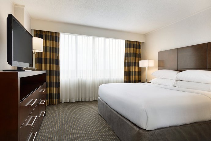 Imagen de la habitación del Hotel Embassy Suites By Hilton Baltimore At Bwi Airport. Foto 12