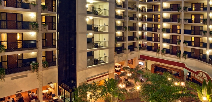 Imagen general del Hotel Embassy Suites By Hilton Baltimore Hunt Valley. Foto 10