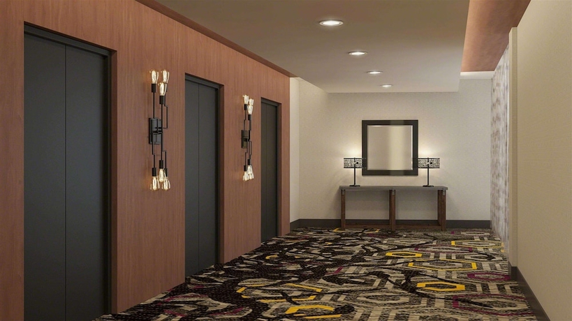 Imagen de los interiores del Hotel Embassy Suites By Hilton Berkeley Heights. Foto 17