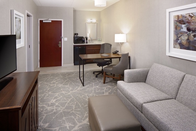 Imagen de la habitación del Hotel Embassy Suites By Hilton Boston Marlborough. Foto 4