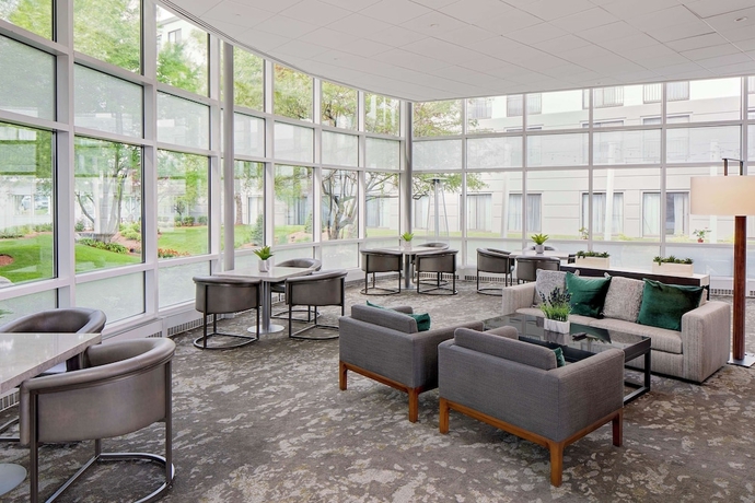 Imagen de los interiores del Hotel Embassy Suites By Hilton Boston Marlborough. Foto 17