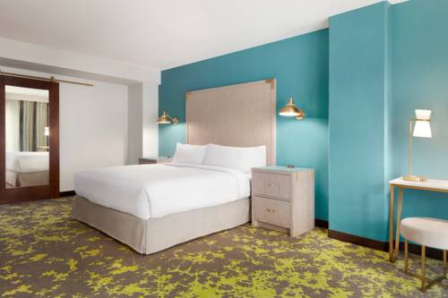 Imagen de la habitación del Hotel Embassy Suites By Hilton Boulder. Foto 5