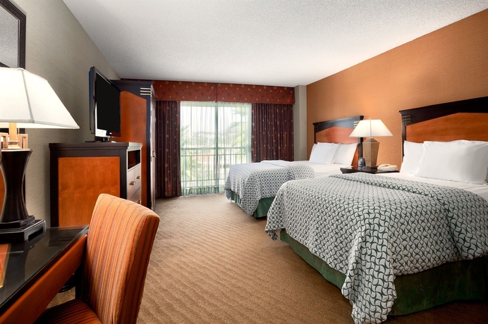 Imagen de la habitación del Hotel Embassy Suites By Hilton Brea North Orange County. Foto 6