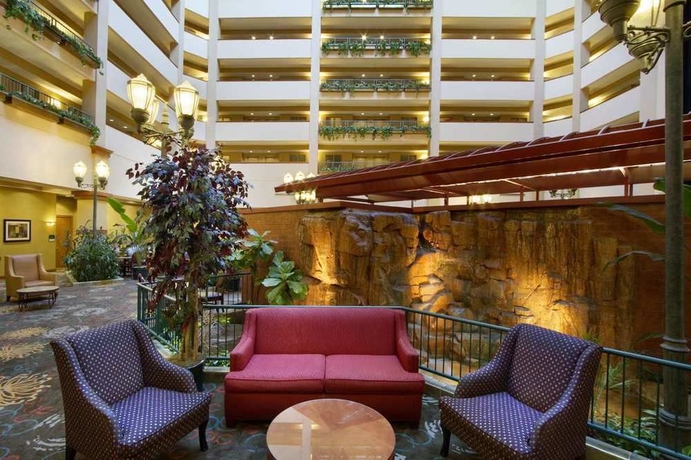 Imagen general del Hotel Embassy Suites By Hilton Charleston Airport Convention Ctr. Foto 1