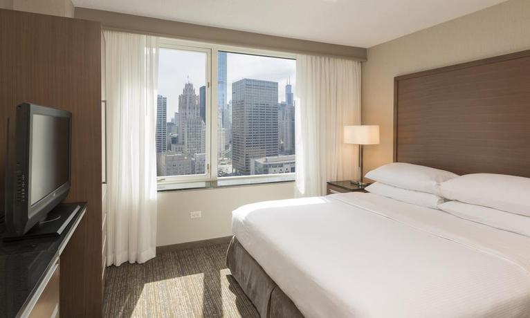 Imagen general del Hotel Embassy Suites By Hilton Chicago Downtown Magnificent Mile. Foto 12