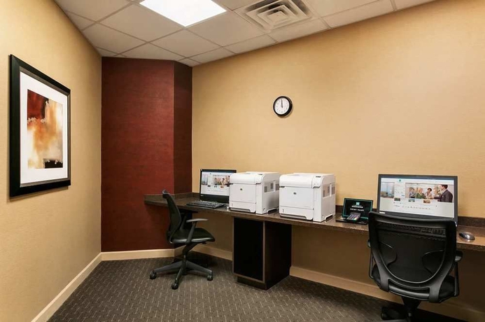 Imagen de los interiores del Hotel Embassy Suites By Hilton Chicago North Shore Deerfield. Foto 14