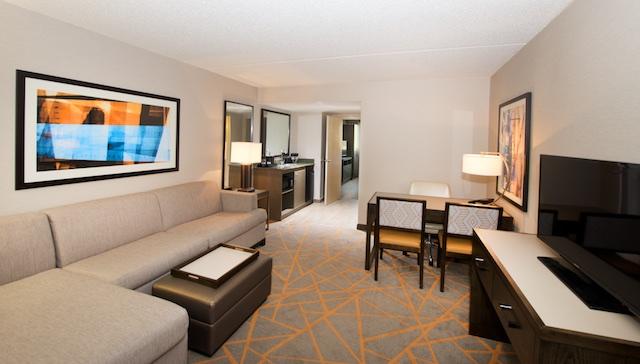 Imagen general del Hotel Embassy Suites By Hilton Cincinnati Northeast Blue Ash. Foto 6