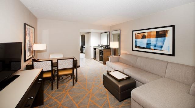 Imagen general del Hotel Embassy Suites By Hilton Cincinnati Northeast Blue Ash. Foto 8