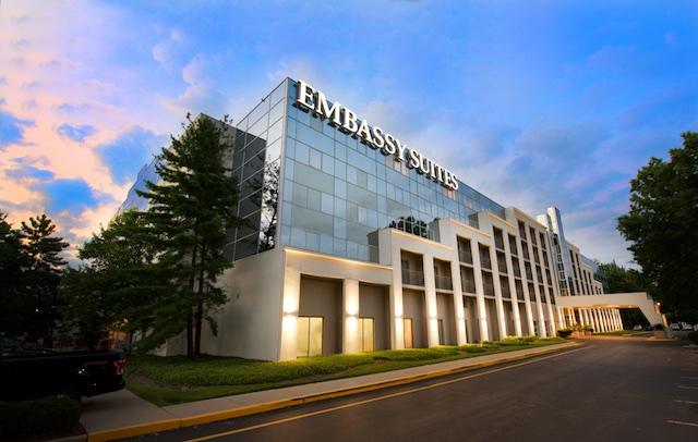 Imagen general del Hotel Embassy Suites By Hilton Cincinnati Northeast Blue Ash. Foto 12