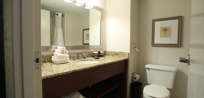 Imagen general del Hotel Embassy Suites By Hilton Cincinnati Rivercenter. Foto 15