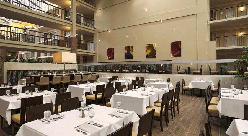 Imagen general del Hotel Embassy Suites By Hilton Cleveland Beachwood. Foto 5