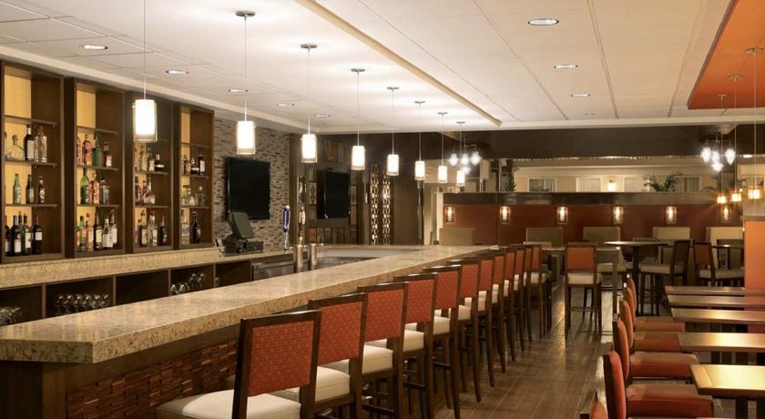 Imagen general del Hotel Embassy Suites By Hilton Cleveland Beachwood. Foto 15