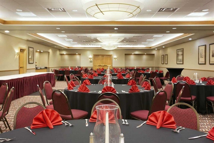 Imagen de los interiores del Hotel Embassy Suites By Hilton Convention Center Las Vegas. Foto 13