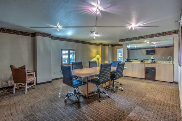 Imagen de la habitación del Hotel Embassy Suites By Hilton Convention Center Las Vegas. Foto 10