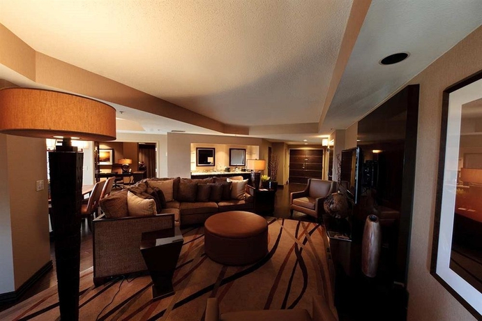 Imagen de los interiores del Hotel Embassy Suites By Hilton Dallas Dfw Airport North. Foto 15