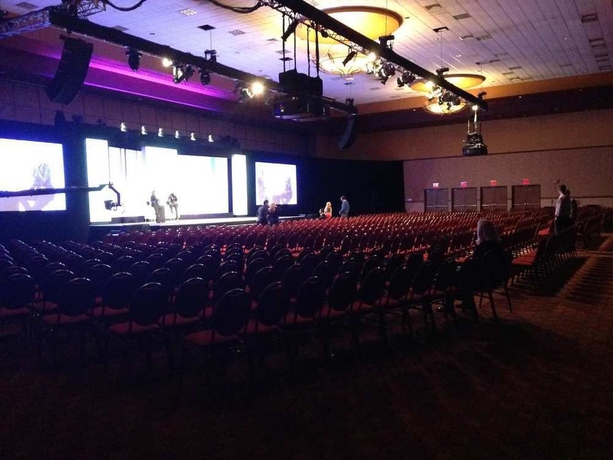 Imagen general del Hotel Embassy Suites By Hilton Dallas Frisco and Convention Center. Foto 3