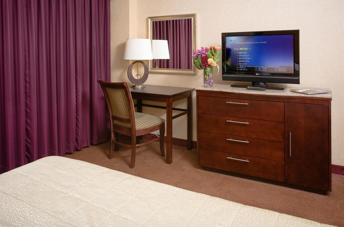 Imagen de la habitación del Hotel Embassy Suites By Hilton Dallas Love Field. Foto 13