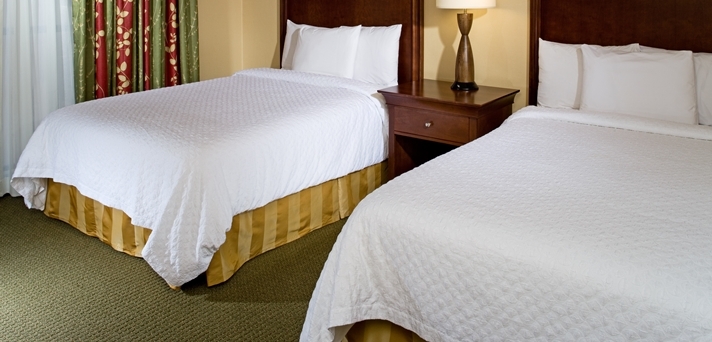 Imagen de la habitación del Hotel Embassy Suites By Hilton Dallas Park Central Area. Foto 1