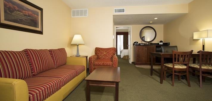 Imagen de la habitación del Hotel Embassy Suites By Hilton Dallas Park Central Area. Foto 3