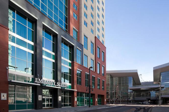 Imagen general del Hotel Embassy Suites By Hilton Denver Downtown Convention Center. Foto 1
