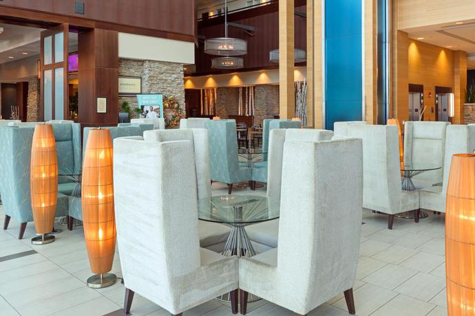 Imagen de los interiores del Hotel Embassy Suites By Hilton Denver Downtown Convention Center. Foto 11