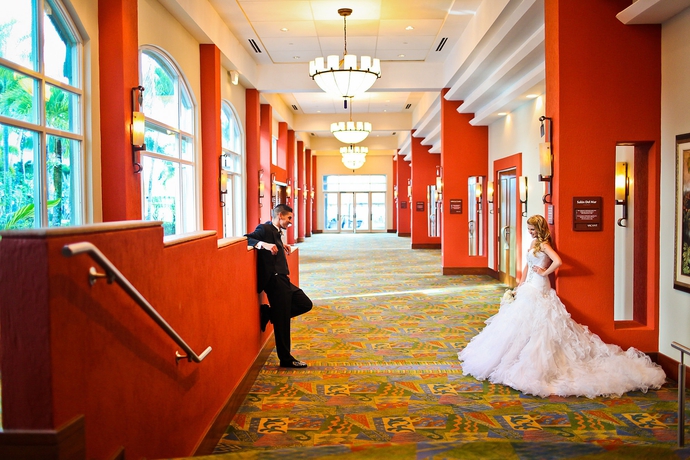 Imagen de los interiores del Hotel Embassy Suites By Hilton Dorado Del Mar Beach Resort. Foto 9