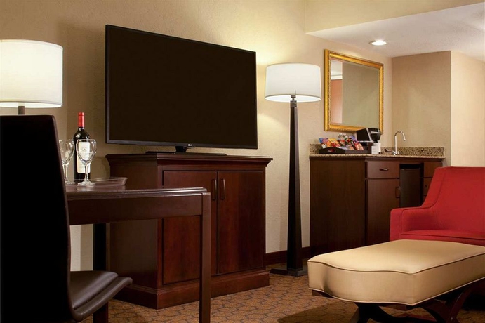 Imagen de la habitación del Hotel Embassy Suites By Hilton Dulles Airport. Foto 5