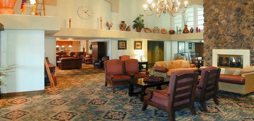Imagen de los interiores del Hotel Embassy Suites By Hilton Flagstaff. Foto 13