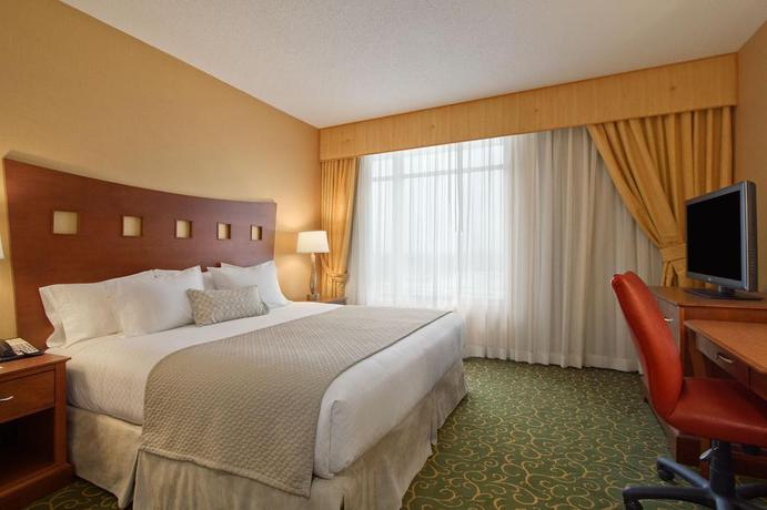Imagen general del Hotel Embassy Suites By Hilton Hampton Convention Center. Foto 10