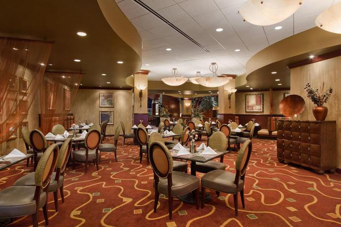 Imagen general del Hotel Embassy Suites By Hilton Hampton Convention Center. Foto 13