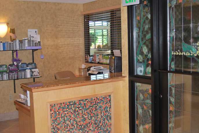 Imagen de la habitación del Hotel Embassy Suites By Hilton Hot Springs and Spa. Foto 4