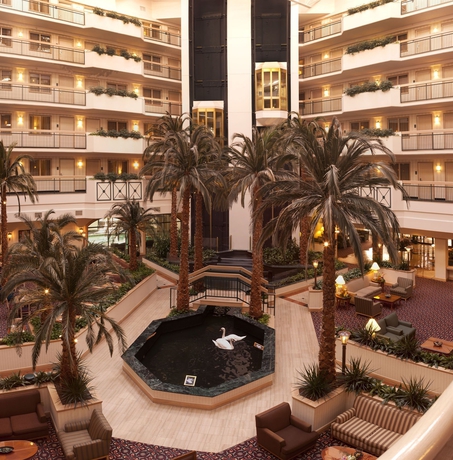 Imagen de los interiores del Hotel Embassy Suites By Hilton Houston Near The Galleria. Foto 10