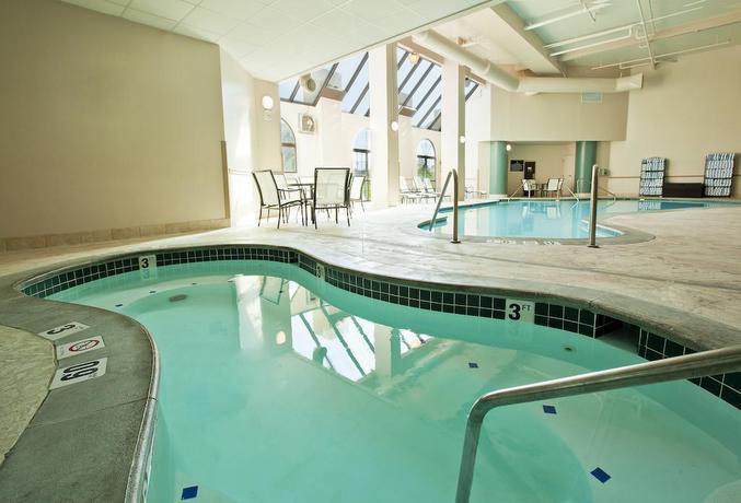 Imagen general del Hotel Embassy Suites By Hilton Indianapolis North. Foto 4