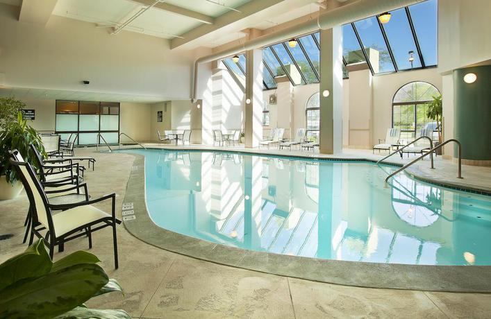 Imagen general del Hotel Embassy Suites By Hilton Indianapolis North. Foto 10