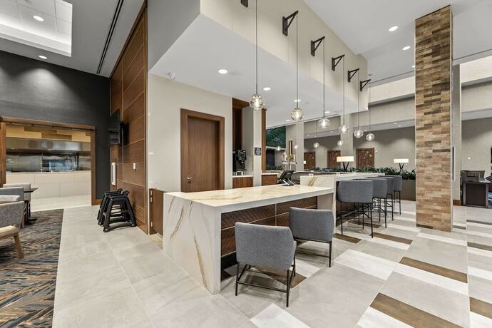 Imagen general del Hotel Embassy Suites By Hilton Irving Las Colinas. Foto 8