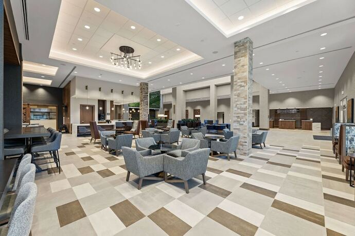 Imagen general del Hotel Embassy Suites By Hilton Irving Las Colinas. Foto 12