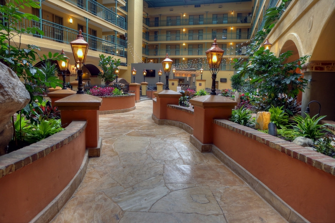 Imagen de los interiores del Hotel Embassy Suites By Hilton Los Angeles Lax South/el Segundo. Foto 7