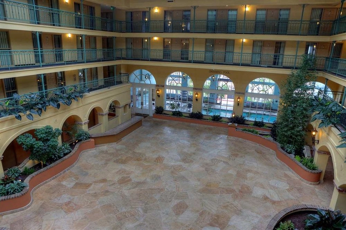 Imagen de los interiores del Hotel Embassy Suites By Hilton Los Angeles Lax South/el Segundo. Foto 9